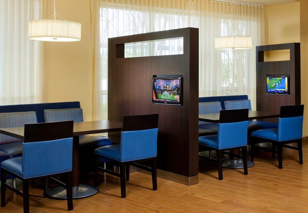 Courtyard By Marriott Fort Lauderdale Airport & Cruise Port Dania Beach Exterior foto